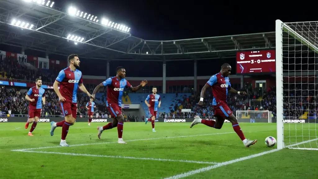 Nwaiwu's Goal and Grit Power Trabzonspor Past Samsunspor